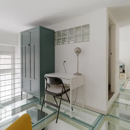 Guesthost - Comfortable Loft Citta Studi Apartment