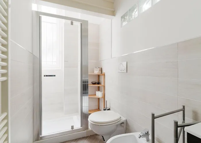 Apartment Guesthost - Comfortable Loft Citta Studi