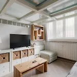Appartement Guesthost - Comfortable Loft Citta Studi *